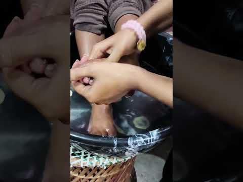 Asmr foot cleaning for relax..😴😌#asmr #asmrvideo #massage