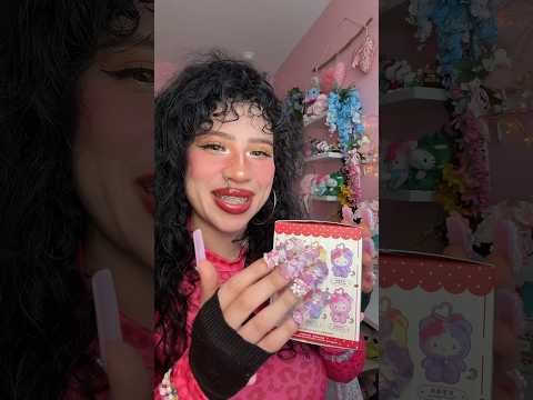 Mystery HELLO KITTY REVEAL👀🙌🏻 #asmrtingles #asmr #hellokittyasmr #shorts
