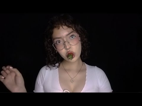 ASMR RÁPIDO FRESAS, SUSURROS, CREMA