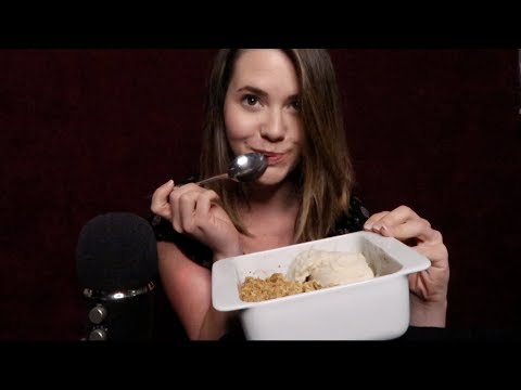 ASMR sooo YUMMY ♡ Applecrumble & Ice Cream | Entspannte Eatingsounds - deutsch/german