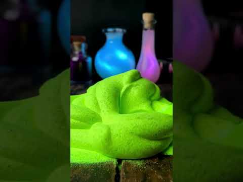 Tingly 😍ASMR #visualtingle #slime #asmrvideos #satisfyingasmr #satisfyingvideo