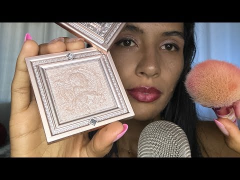 ASMR TE MAQUIANDO COM MAKES NOVAS 