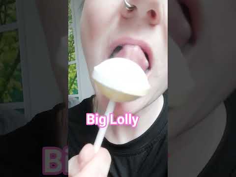Big Lolly ASMR #asmr #visualtingle #mukbang #yummy #fyp #mouthsounds #nofrills #viral #loveit