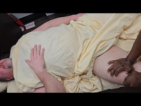 Bodybuilder's Quads and Adductors Massage