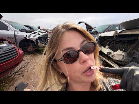 JUNKYARD ASMR 🚖 fast tapping on cars (lofi asmr)