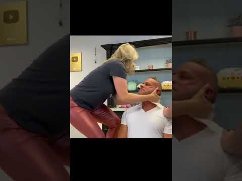Powerlifter Gets His Power Back! #chiropractic #shorts