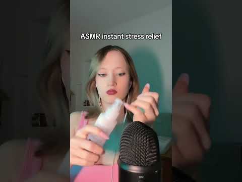 ASMR to help you feel less stressed🥰 #asmr #fabricscratching #mouthsounds