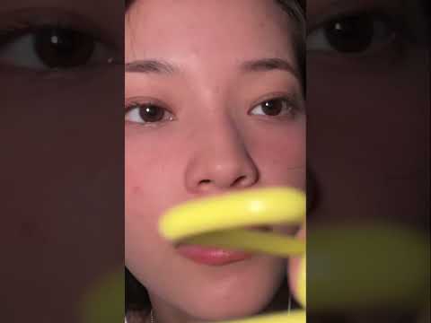 satisfying tingly clip | clipping your hair back #asmr #asmrshorts #asmrsounds #shorts