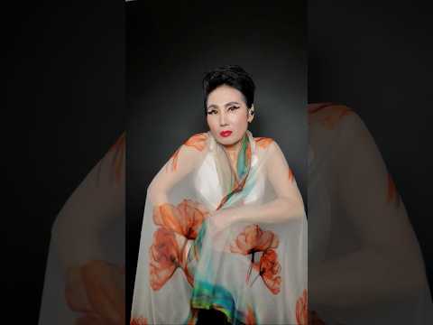 Founder of Scarf Flowing Art — Filmed in 4K 🧣✨ Silent Elegance, Flowing Emotion, Timeless Grace
