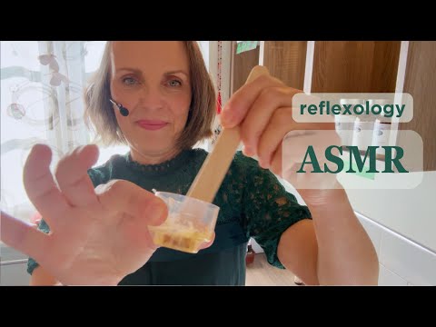 ASMR Sleepy Swiss Reflex for @AprilRealPersonASMR Unintentional ASMR Real Person