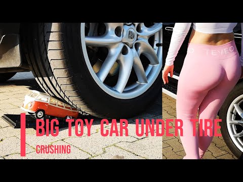 Real Car vs Toy Car #crush #heels #asmr #legs #automobile #porsche #leggings