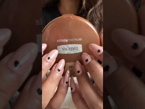 Tapping & scratching random makeup items #asmr #asmrtapping
