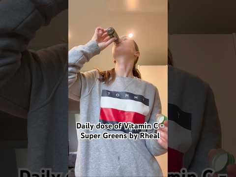 Daily dose of Vitamin C - Super Greens by Rheal | Healthy Morning Routine 🍏💚