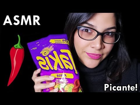 ASMR COMIENDO TAKIS FUEGO POR PRIMERA VEZ | ASMR en Español