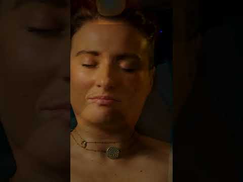 Close up Neck Release - So Satisfying