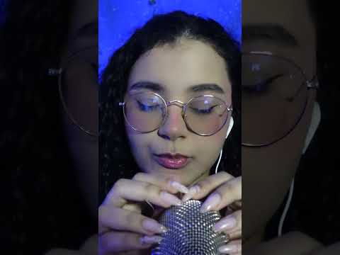 ASMR- Unha no microfone
