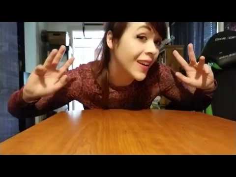 (( ASMR )) table top tapping/scratching + hand movements  + nylon scratching