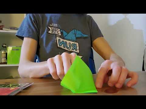 I'm back! making origami cranes like it's 2011