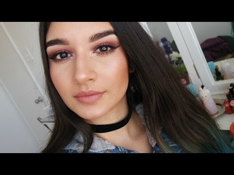 ASMR Doing My Makeup #2 ♡ Whispering, Tapping, Makeup Sounds