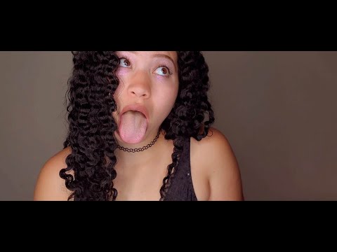 👅 FUN WITH MY TONGUE ASMR👅