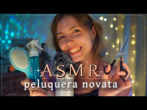 ASMR ✂️ La NUEVA PELUQUERA del Barrio 🩵 Es Amable... pero Novata ✨ ¿Te Atreves?