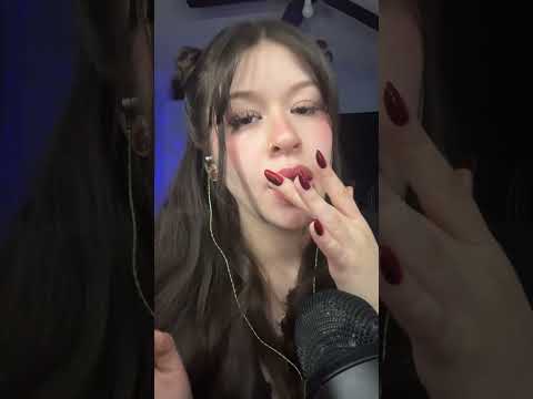Glittery spit paint ✨ #asmr #tingles #asmrmouthsounds #mouthwhisper #visualtingle