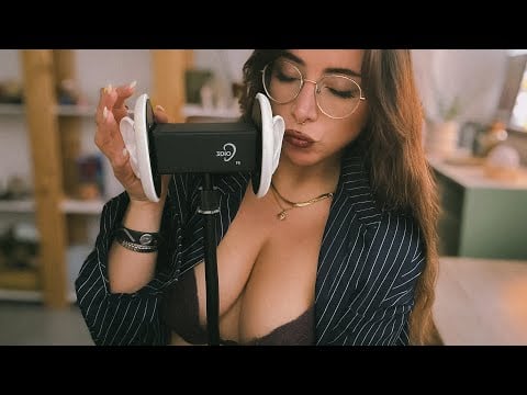 ASMR Kisses For You💋 and Ear Massage
