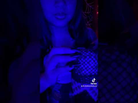 Fishnet scratching #asmr