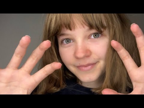 囁き声ASMR - レンズタッピングと顔スクラッチ | 日本語