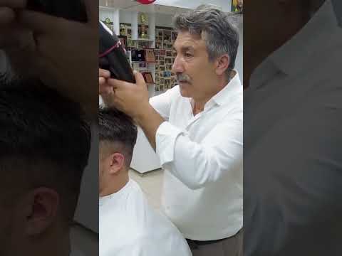 #massage #asmr #turkishbarber #massagetherapy #barber #skincare #relaxingmassage #shorts