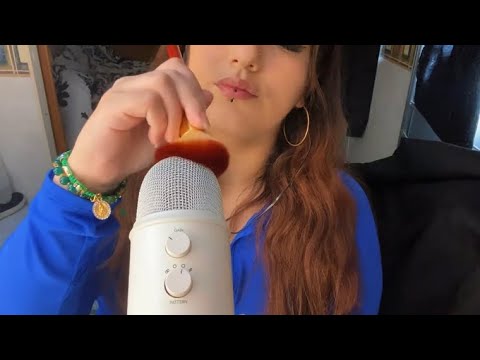 Asmr Eating Sounds🍬🎙️✨Microphone Brushing 👂#asmrfyp #asmrcommunity #asmrmouthsounds #asmrtapping 