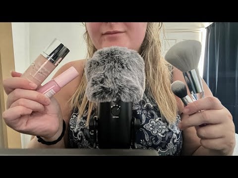ASMR dansk/danish 🇩🇰 - doing your makeup