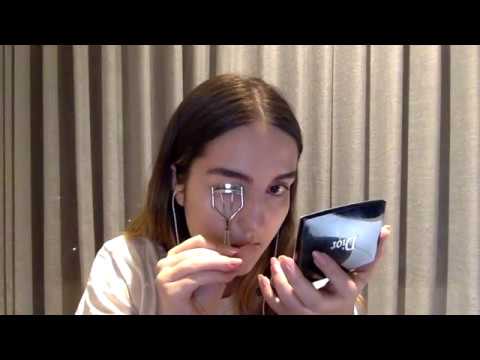 ASMR -  Me maquillo