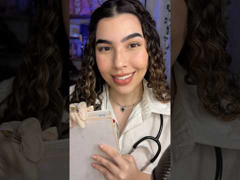 ASMR Fazendo seu Check-up Médico 👩🏻‍⚕️🩺 #shorts