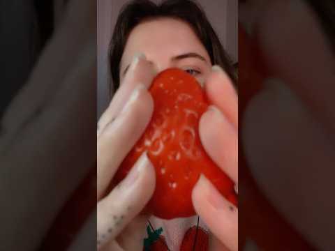 Some Berry Loveee 🍓  #asmr
