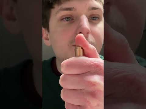 Eye Exam: Testing Vision with a Penlight #shorts #ASMR