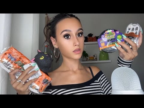 ASMR| Sassy HALLOWEEN store worker scans YOUR items 🙄