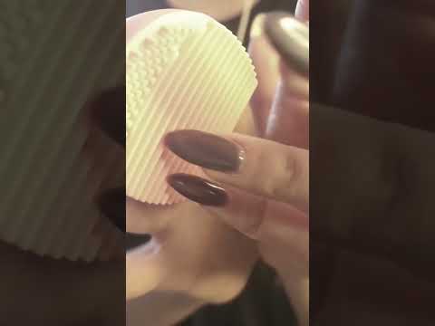 ASMR Silicone scratching #asmr #asmrvideo #scratch