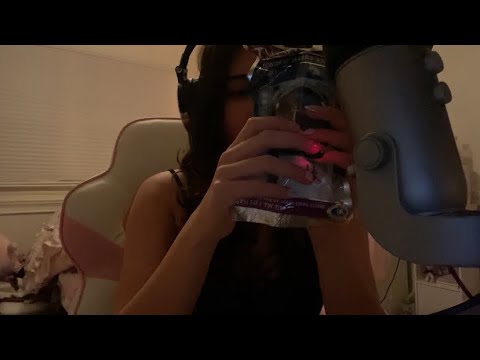 ASMR Eating freeze dried ice creams! ( Soft spoken )