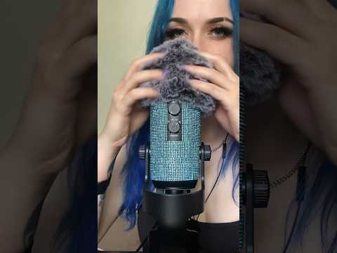 let me massage your brain 😴 #asmr #micrubbing #fluffymic #asmrsounds #asmrsleep