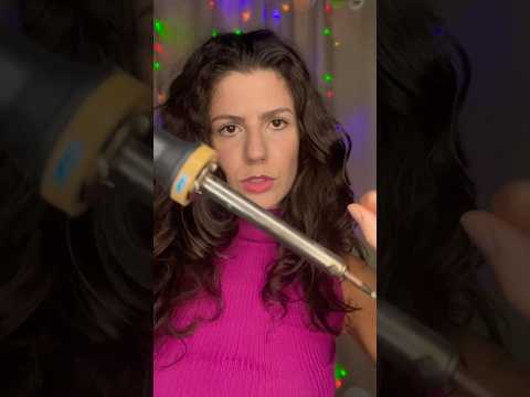 ASMR cabeleireira novata estraga seu cabelo