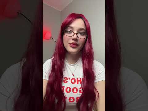 Stop scrolling for a sec and look at me #asmr #focus #personalattention