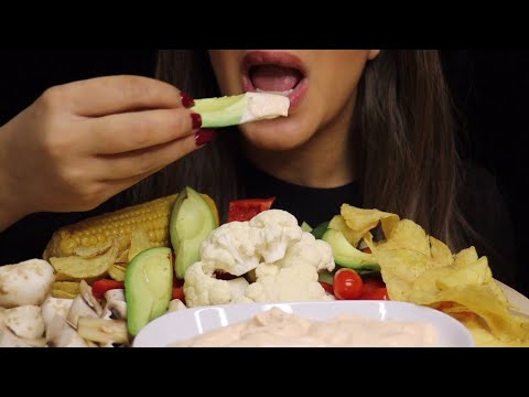 ASMR CHIPS VEGGIE PLATTER RANCH DIP SAUCE MUKBANG no talking CREMA ASMR #asmr #mukbang #chips