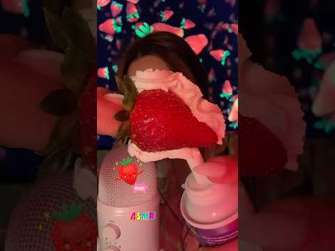Mukbang 😋🍓 Strawberry 🍓 #asmr #hsyasmr #mukbang #mouthsounds #asmrvideo #recommendations #fyp