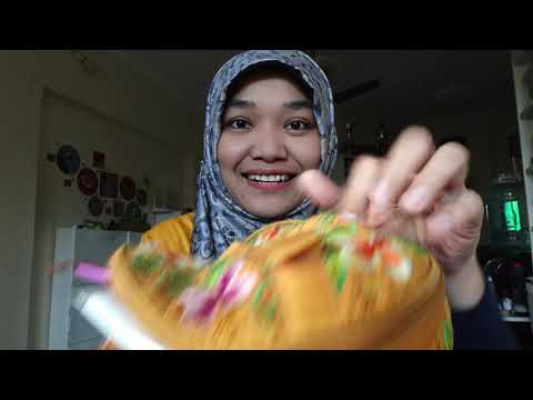 ASMR soft spoken - roleplay makeup with mom (Indonesian)