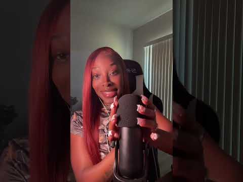 asmr mic rubs & gum chewing #asmr #asmrtriggers