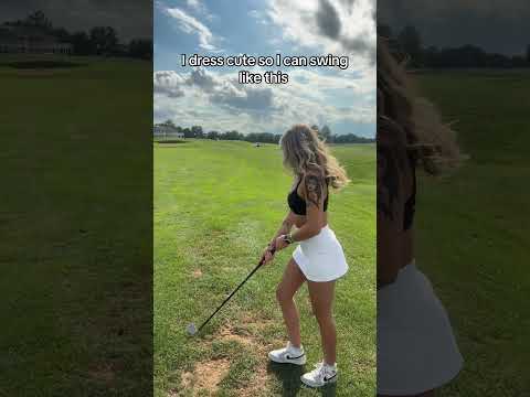 at least i look pretty😂😂 #funny #helpmemakethismakesense #digitalpainting #funny #golf