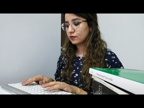 Roleplay bibliotecaria: trámite de credencial, uso de la plataforma de búsqueda de libros ~ teclado