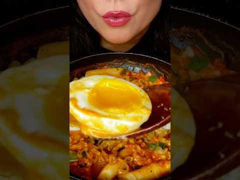 Buldak ramen with soft boiled egg #asmr #buldak #egg #food #shorts