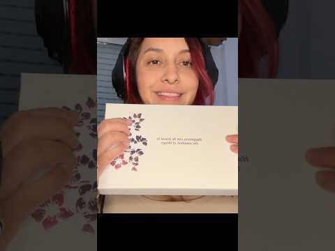 Mira mis regalos de cumple p1🎁 #asmr #asmrcommunity#regalos #birthday SÍGUEME PARA LLEGAR A LOS 5K✨